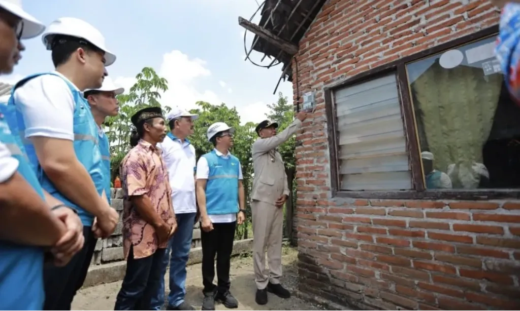 <p>Belum Tuntas! BPBL Baru 63%, 10 Ribu Lokasi Terpencil Belum Berlistrik</p>