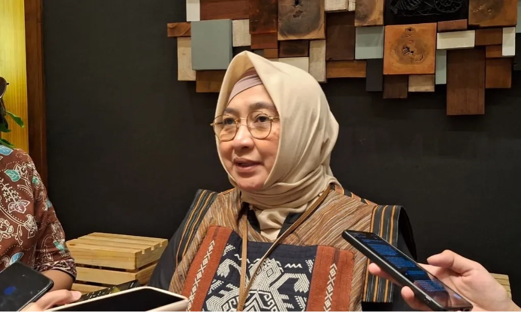 <p id="isPasted">Produksi Kakao Terus Anjlok Bikin Indonesia Impor 157 Ribu Ton</p>