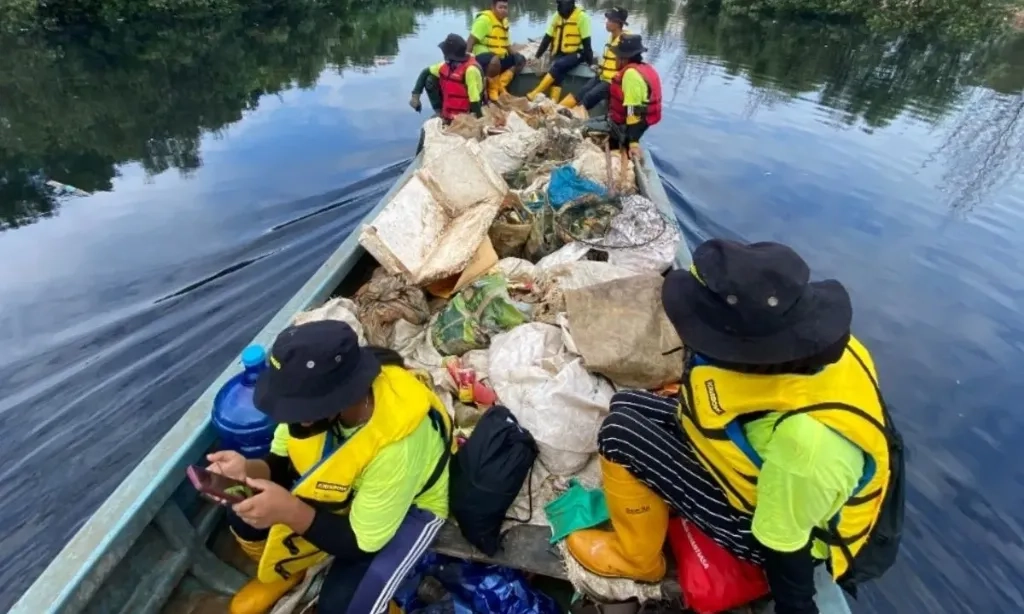 <p id="isPasted">Memulai Praktik Berkelanjutan Dari Jenama Lokal</p>