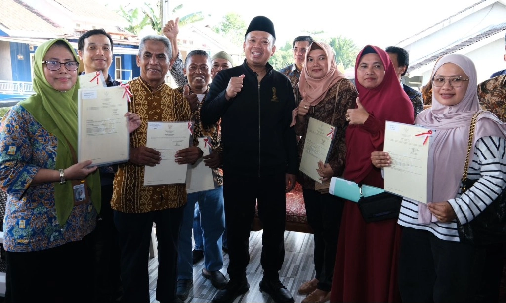 <p>ATR/BPN: Pendaftaran Tanah Sumbang Ekonomi RI Rp1.021 T</p>