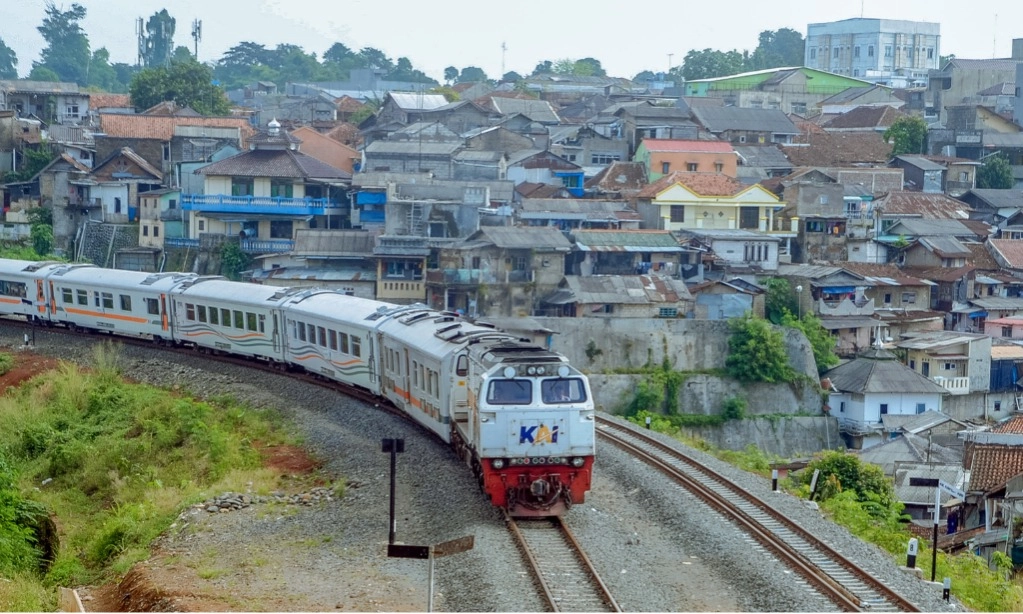 <p id="isPasted">Stasiun Merak, Gerbang Konektivitas Jawa Dan Sumatra Yang Bersejarah</p>