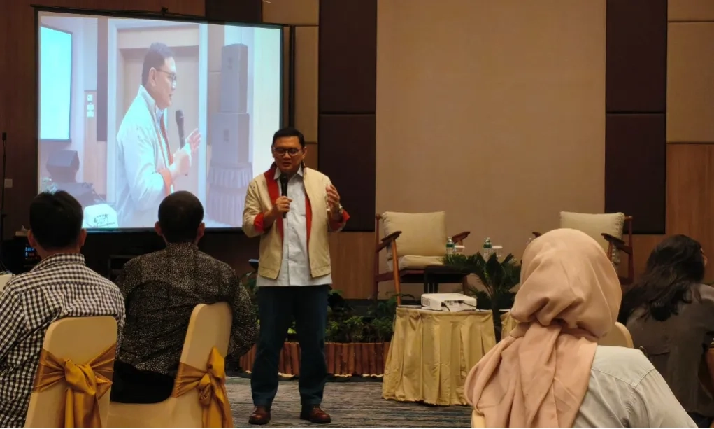 <p id="isPasted">BI: DHE SDA Masih Efektif Jaga Stabilitas Rupiah Dan Cadev</p>