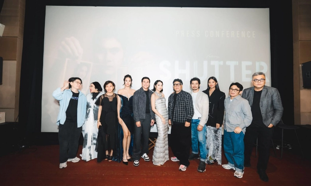 <p><em>Shutter</em> Membicarakan Trauma Dan Keadilan Lewat Suguhan Horor</p>