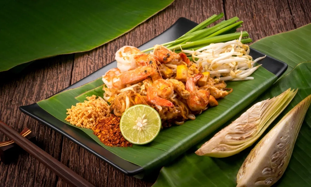 <p id="isPasted">Ragam Rekomendasi Kuliner Wajib Coba Di Thailand</p>