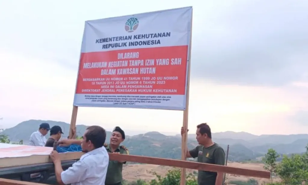 <p>Kemenhut Tindak Temuan PETI di Mandalika</p>