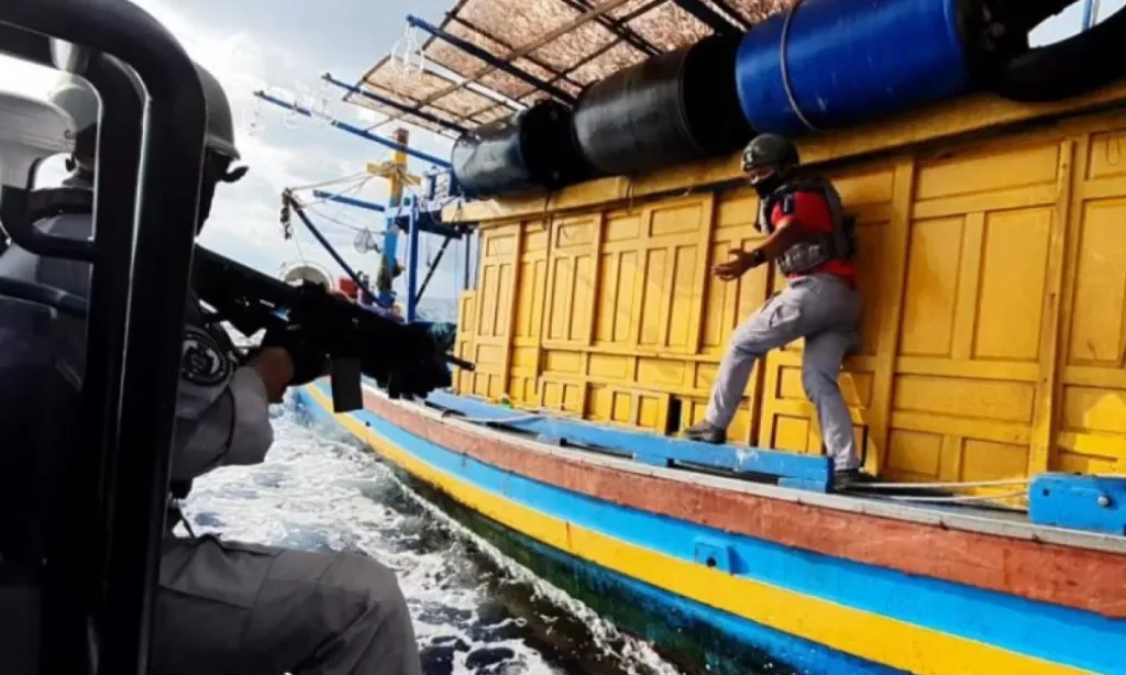 <p>KKP Tindak 2.258 Kasus Ilegal Laut Setahun Terakhir, Selamatkan Rp6,79 T</p>