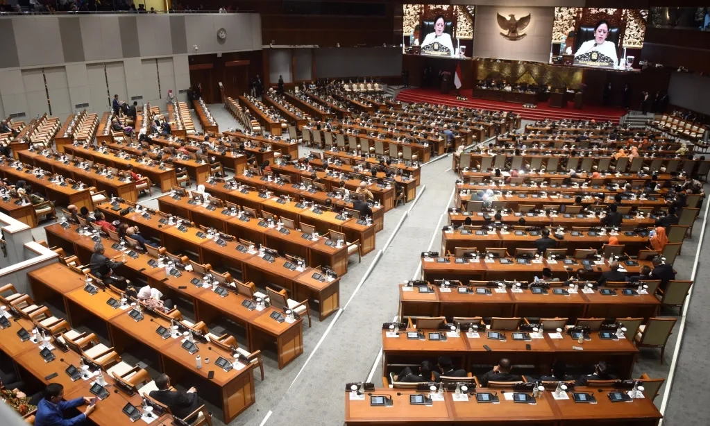 <p>DPR Revisi Tatib Terkait Perempuan di AKD DPR&nbsp;</p>