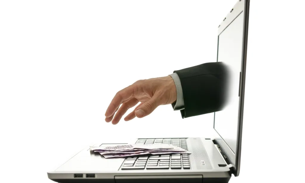 <p id="isPasted">IASC, Secercah Harapan Korban Penipuan Keuangan</p>