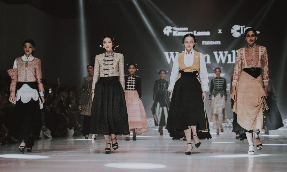 <p>Pesona Tenun Dayak Iban Menyapa Panggung JFW 2026</p>