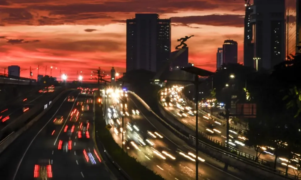 <p>Ekonom Antisipasi PDB Kuartal III Tumbuh Kontroversial Lagi</p>