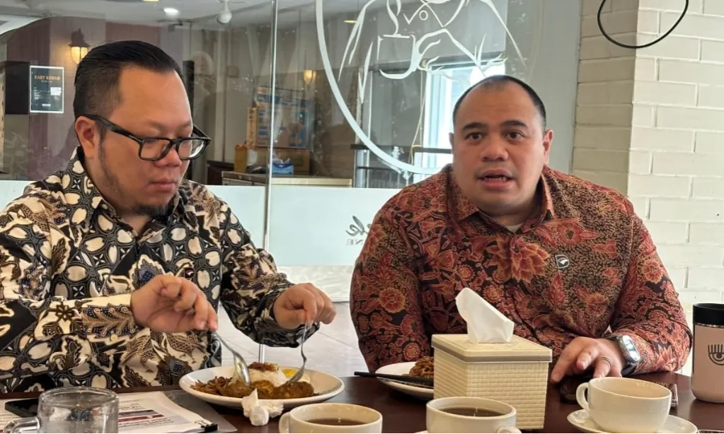 <p id="isPasted">Danantara: Target <em>Groundbreaking</em> Proyek <em>Waste to Energy</em> Di Kuartal II/2026</p>