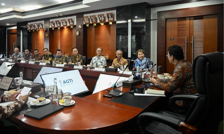 <p>Menkeu-AGTI Sepakat Bangkitkan Industri Tekstil RI, Siapkan Peta Jalan!</p>