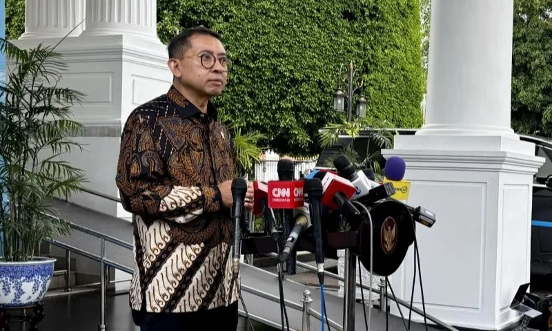 <p>Fadli Zon Sebut Soeharto Penuhi Syarat Jadi Pahlawan Nasional</p>