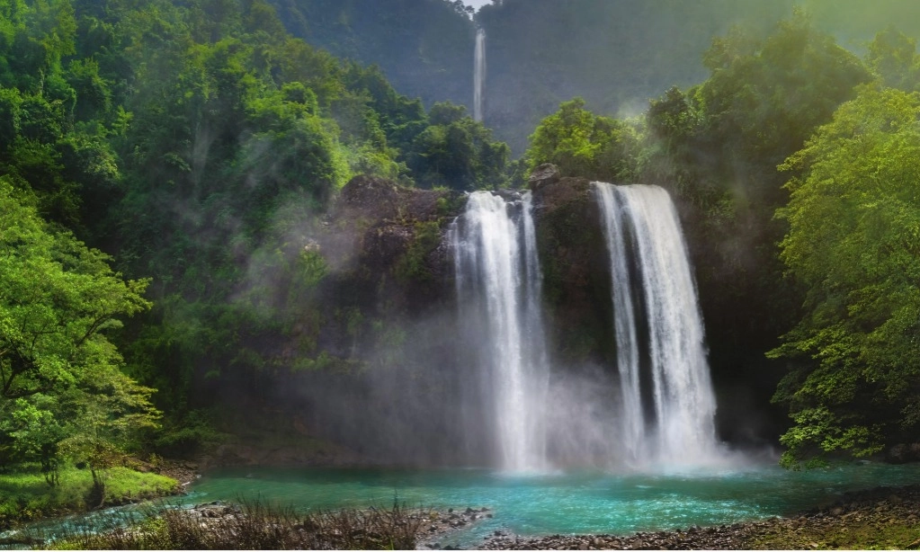 <p>Rekomendasi Air Terjun Di Pulau Jawa&nbsp;</p>