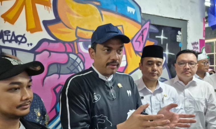 <p>Berapa Banyak Impor Pakaian Bekas RI? Menteri UMKM: 2-3 Ribu Ton</p>