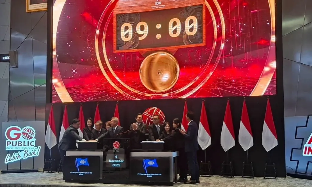 <p id="isPasted">Resmi Debut IPO, Saham PJHB ARA</p>