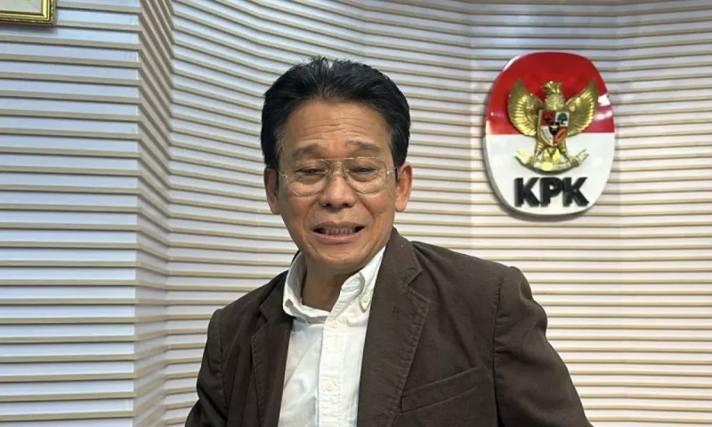 <p>Presiden Prabowo Tanggung Jawab, KPK Tetap Selidiki Proyek Whoosh</p>