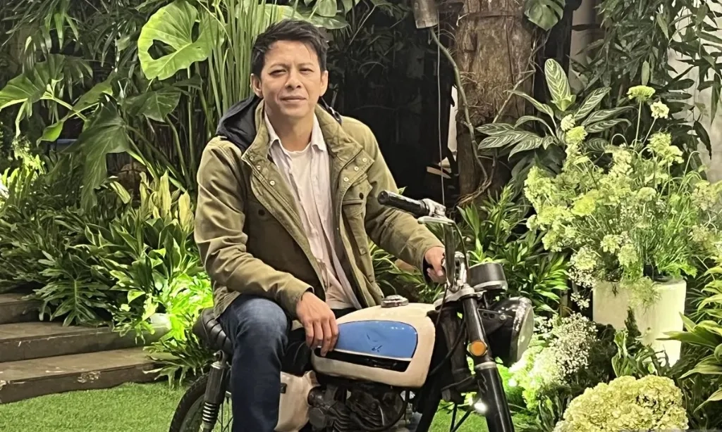 <p dir="ltr" id="isPasted">Ariel NOAH Akan Perankan Dilan Di Film Terbaru</p>