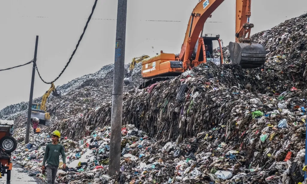 <p>ESDM: Penetapan Mitra Teknologi PLTSa Ada Di Tangan Danantara </p>