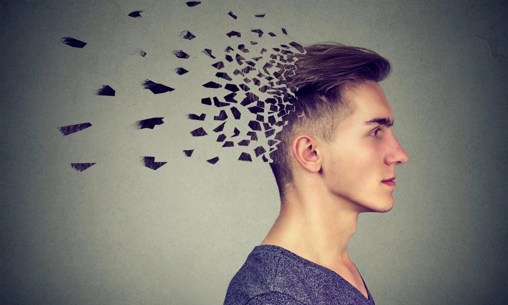 <p>Kenali Perbedaan Lupa Karena Demensia Dan Faktor Usia</p>