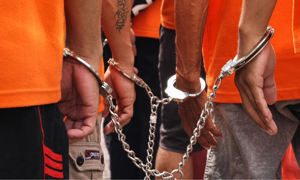 <p>Advokat Minta RKUHAP Atur Kebutuhan Biologis Tersangka</p>