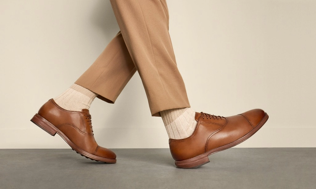 <p id="isPasted">Sering Dianggap Sepele, Ini Tips Memilih Sepatu Kondangan</p>