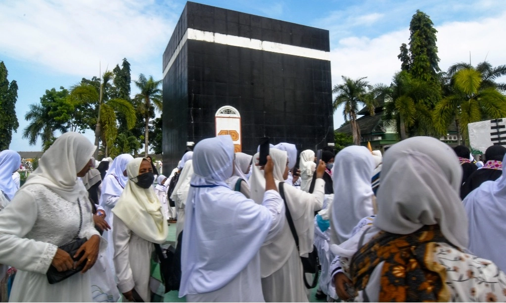 <p>YLKI Saran Evaluasi Redistribusi Kuota Haji &nbsp;</p>