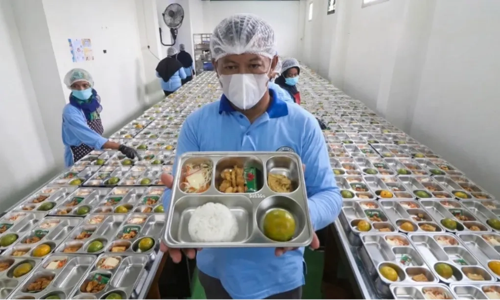 <p id="isPasted">Kepala BGN Kembangkan 8.286 SPPG Di Daerah Terpencil</p>