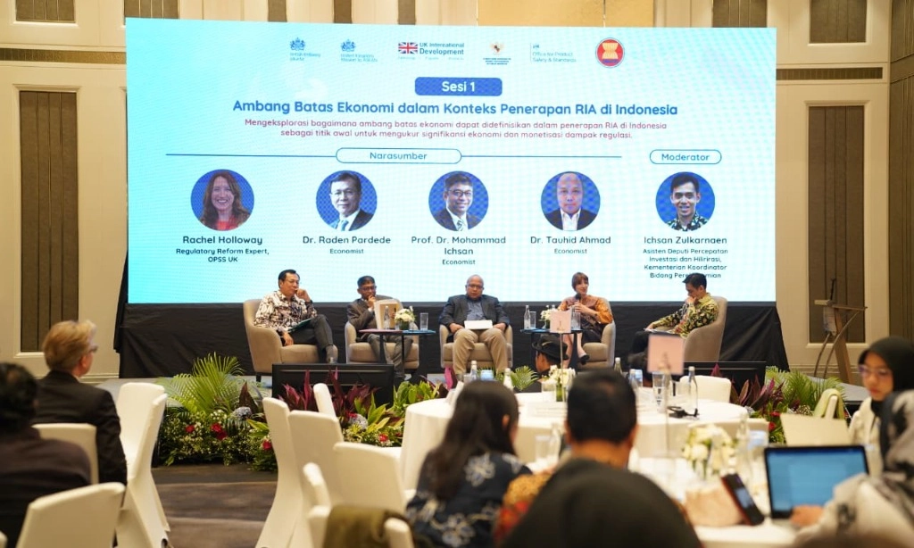 <p class="query-text-line ng-star-inserted" id="isPasted">Aksesi OECD, RI Perkuat Kebijakan Adaptif Melalui <em>Regulatory Impact Assessment</em></p>