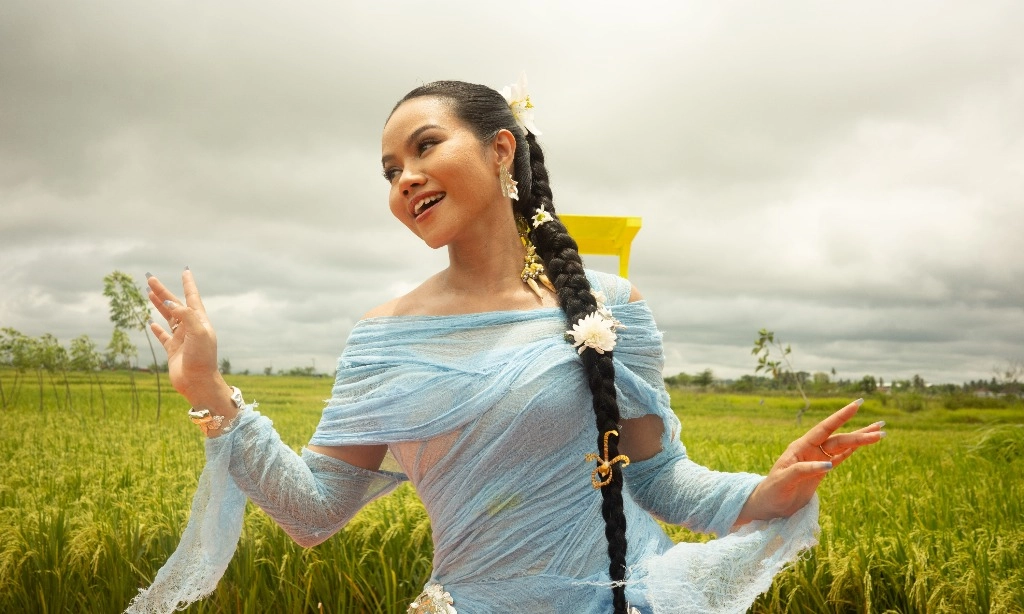 <p>Yura Yunita Berbagi Resah Perjalanan Di Lagu &quot;Mau Jadi Apa?&quot;</p>