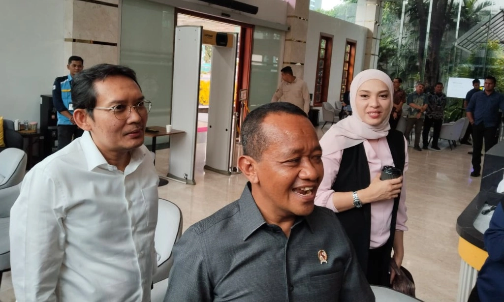 <p>Bahlil Dorong Bos Freeport Beli Konsentrat Tembaga Dari Amman</p>