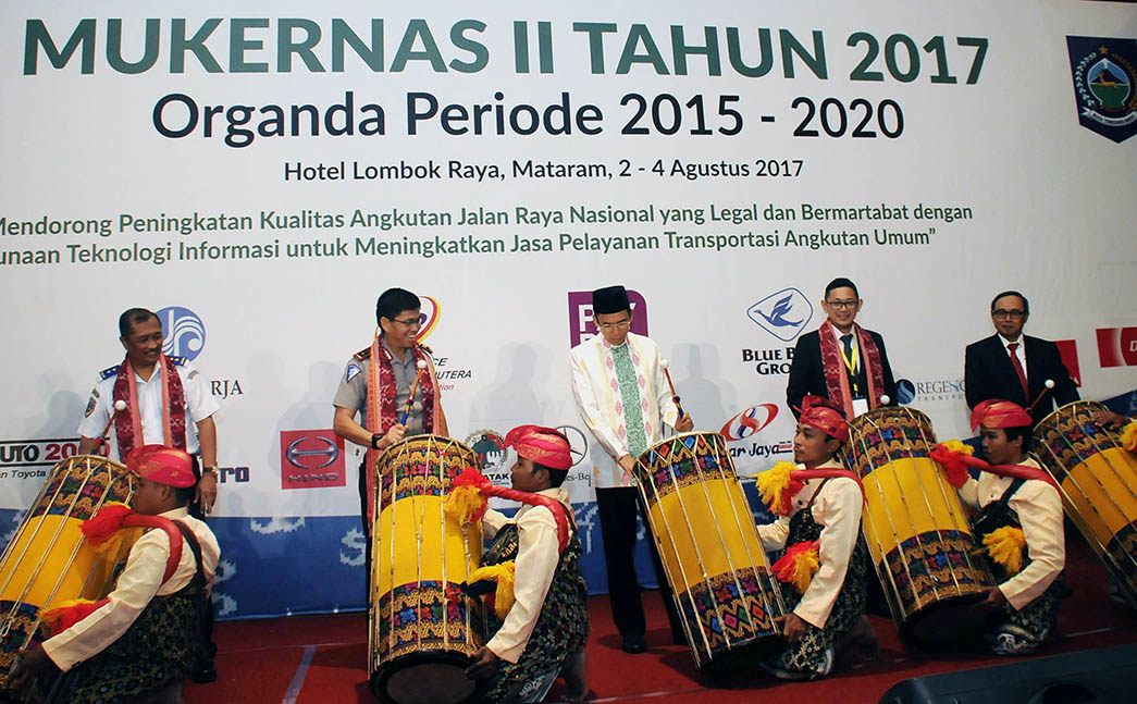 Organda: Potensi Pajak Rp 1,6 Triliun Menguap dari Taksi Online