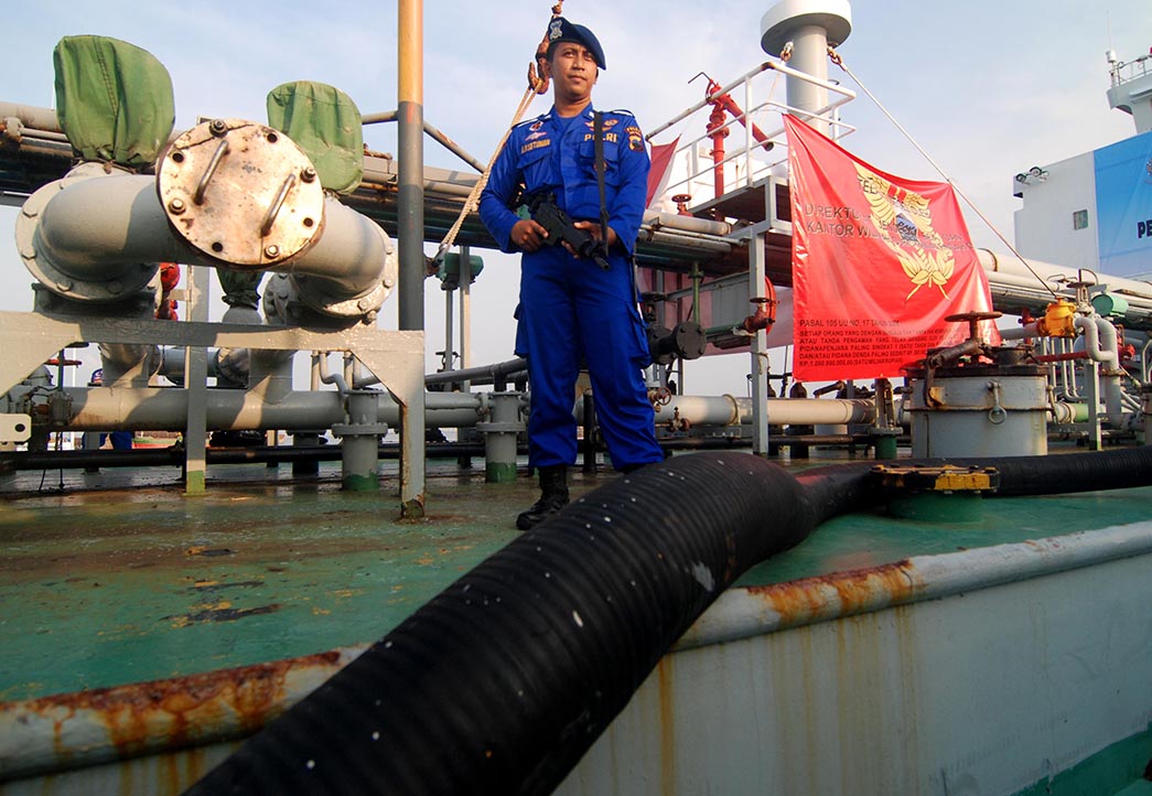 Polisi Gagalkan Aksi “BBM Kencing”    