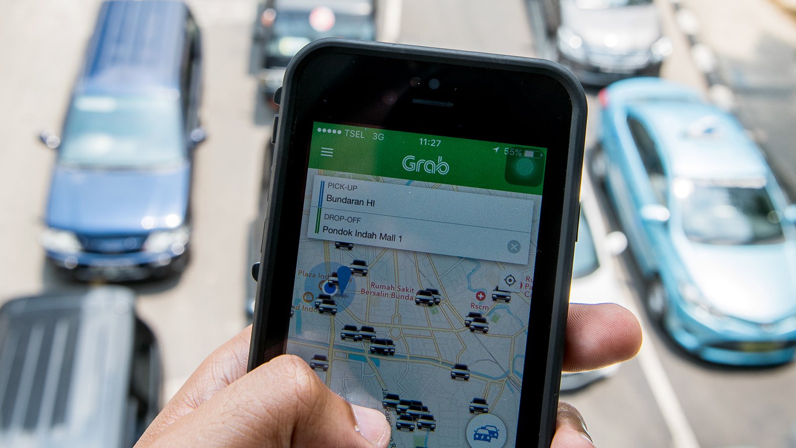 REGULASI TRANSPORTASI ONLINE PERLU KACAMATA YANG BERBEDA