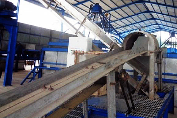 RI Dinilai Masuk Fase Deindustrialisasi