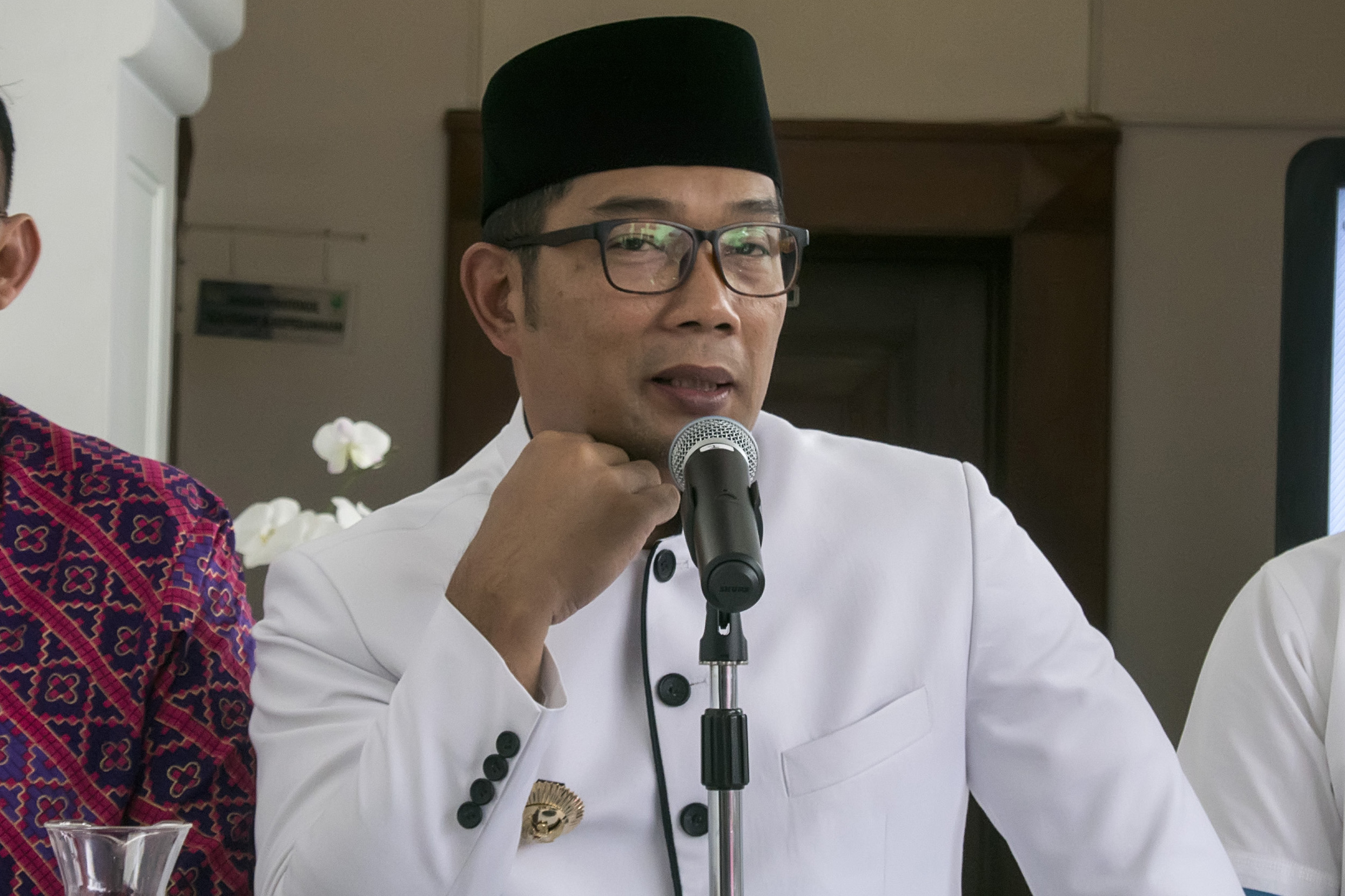 Ridwan Kamil Tak Mau Campuri Masalah Sampah Jakarta-Bekasi
