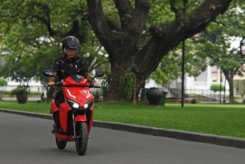 Indonesia Siap Produksi Massal Sepeda Motor Listrik