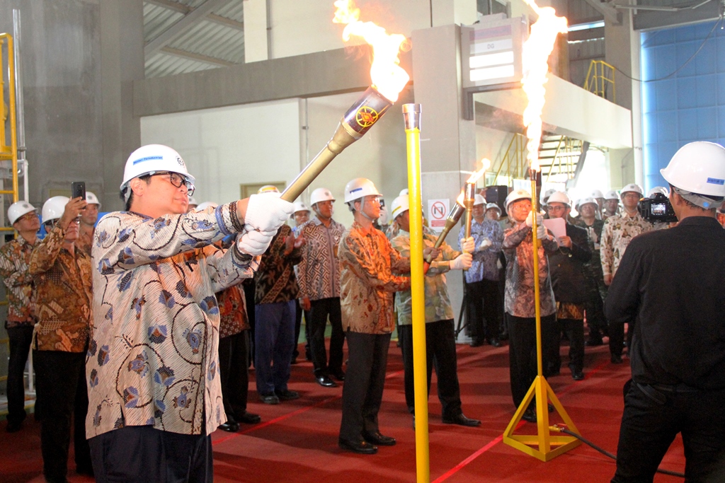 Relokasi Pabrik, Asahimas Produksi 420 Ribu Ton Kaca Lembaran