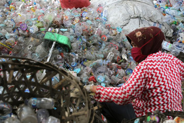 Denpasar Bali Sosialisasi Sampah Plastik Ke Pasar Tradisional
