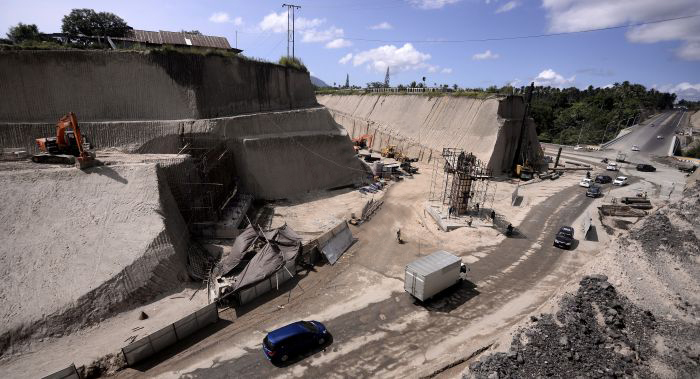 Tol Manado-Bitung Gratis Dilalui Pemudik  