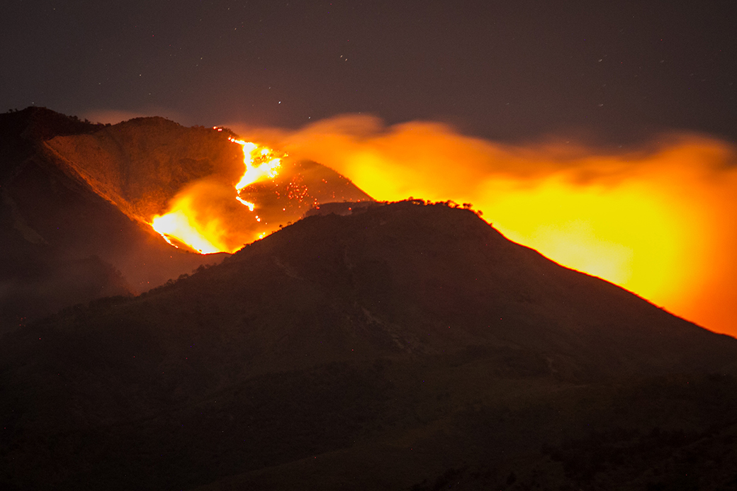 Kebakaran Gunung Merbabu, BPBD Magelang Menunggu Heli Bom Air