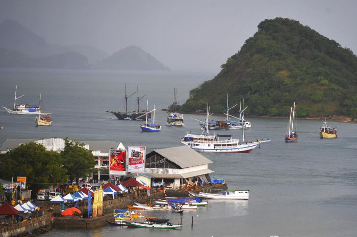 Aqua Blu Hadir Sebagai Alternatif Wisata NTT