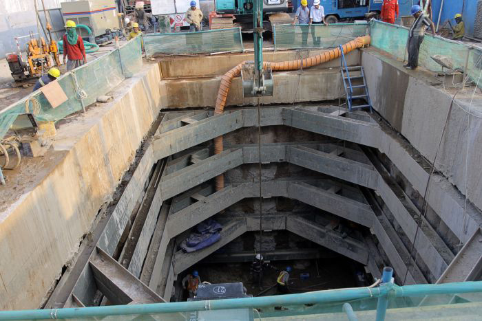 Maju-mundur Rampung Sodet Ciliwung