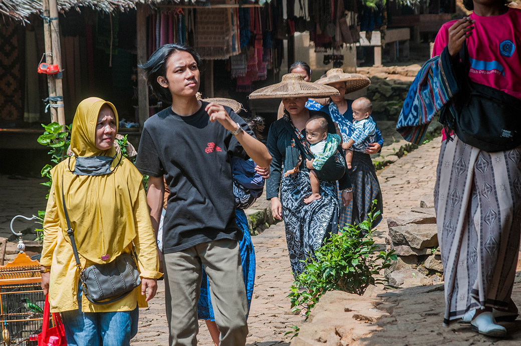 DPR Ingatkan Jokowi Soal Penutupan Destinasi Wisata Baduy