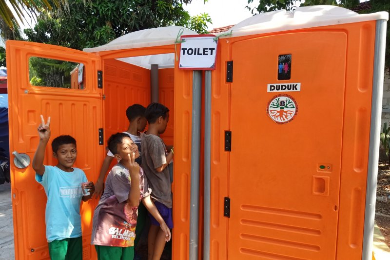 Berlama-lama BAB di WC Duduk Dapat Sebabkan Wasir