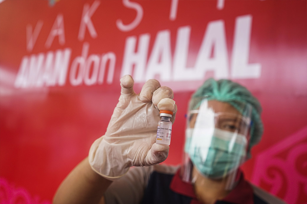 MUI Minta Masyarakat Tidak Ragu Divaksin