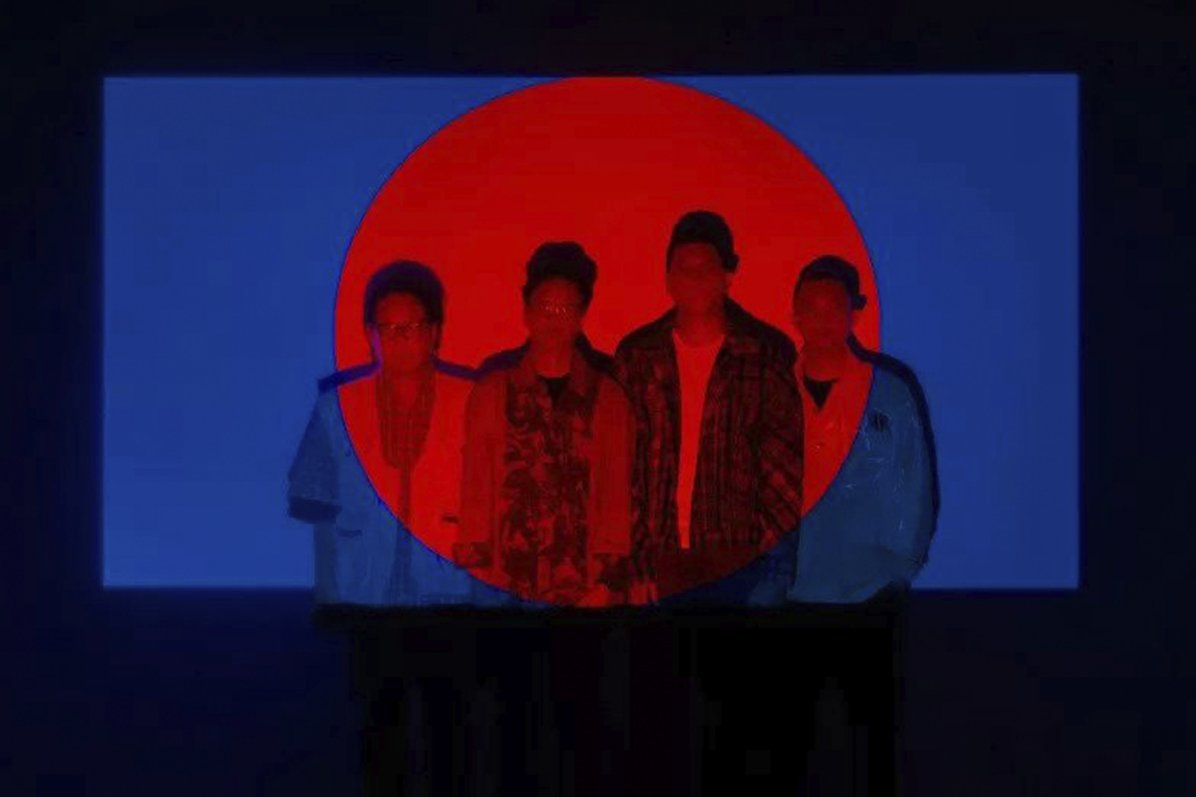 Naff Persembahkan Lagu Baru Bernuansa 90-an