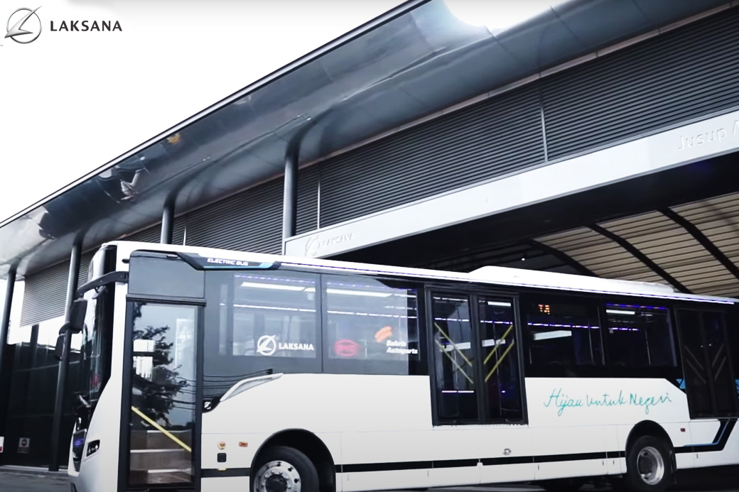 Karoseri Laksana Luncurkan Bus Listrik Perkotaan