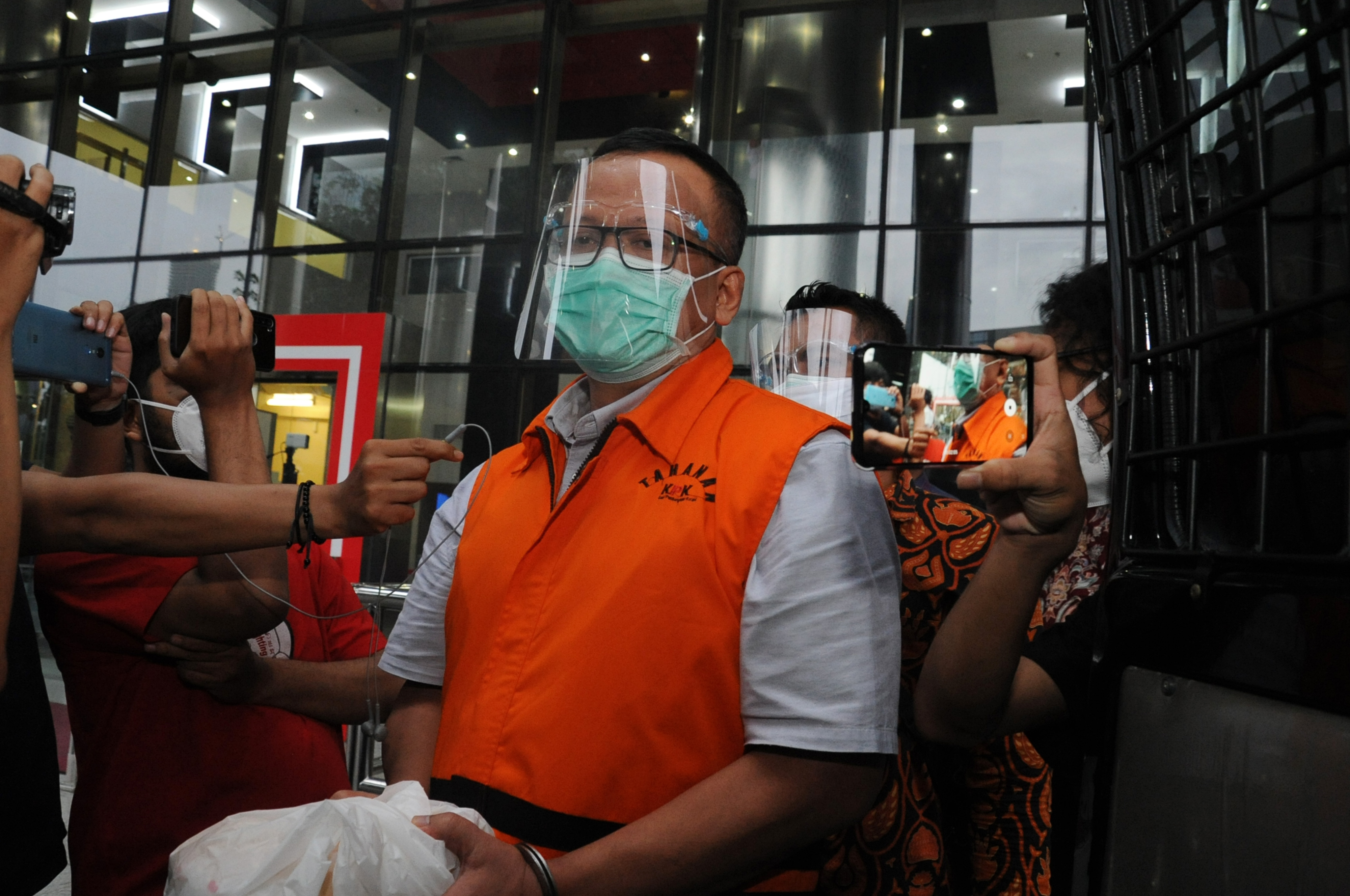 Bank Garansi Kasus Suap Benur Tak Berdasar