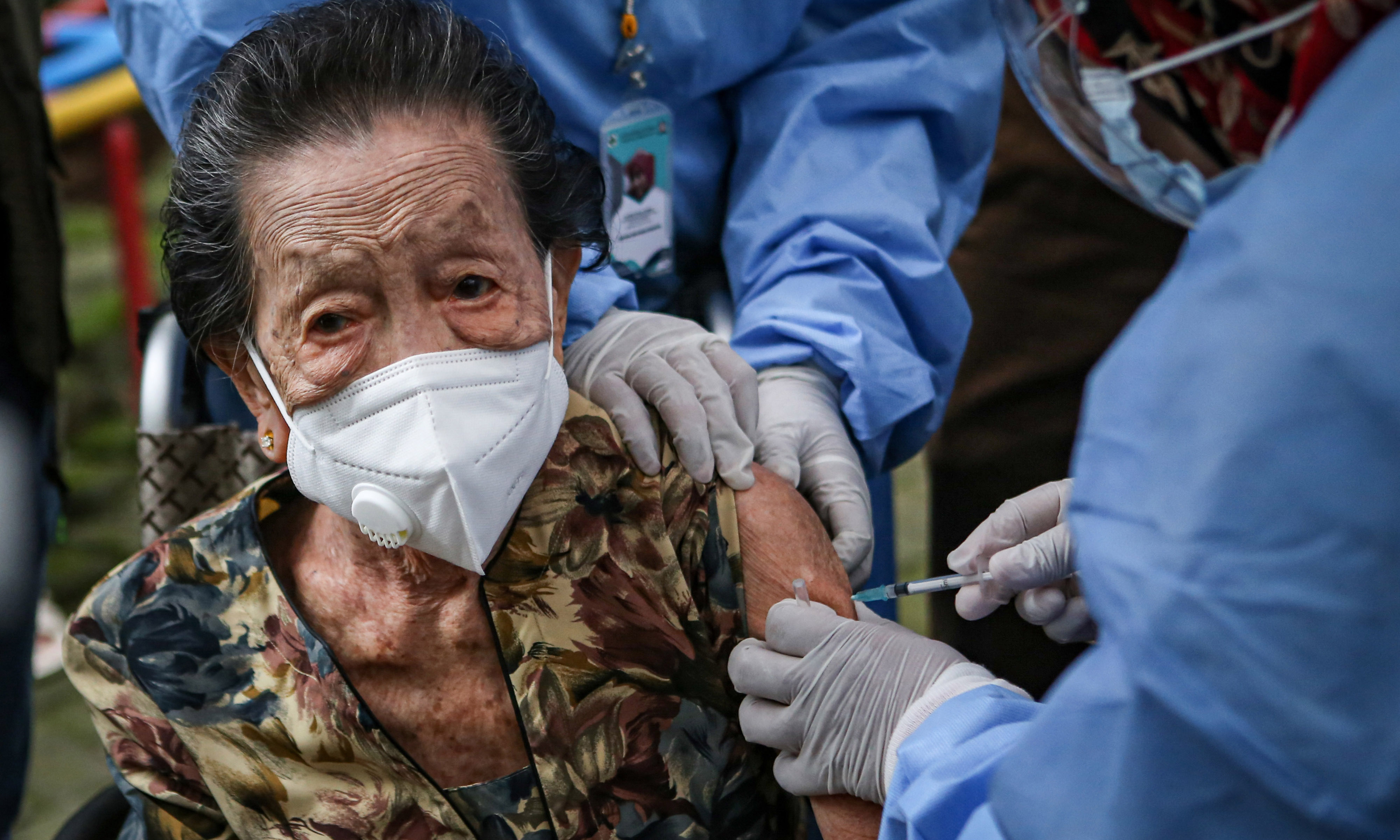 Seniman-Budayawan Diharap Jadi Teladan Lansia Jalani Vaksinasi